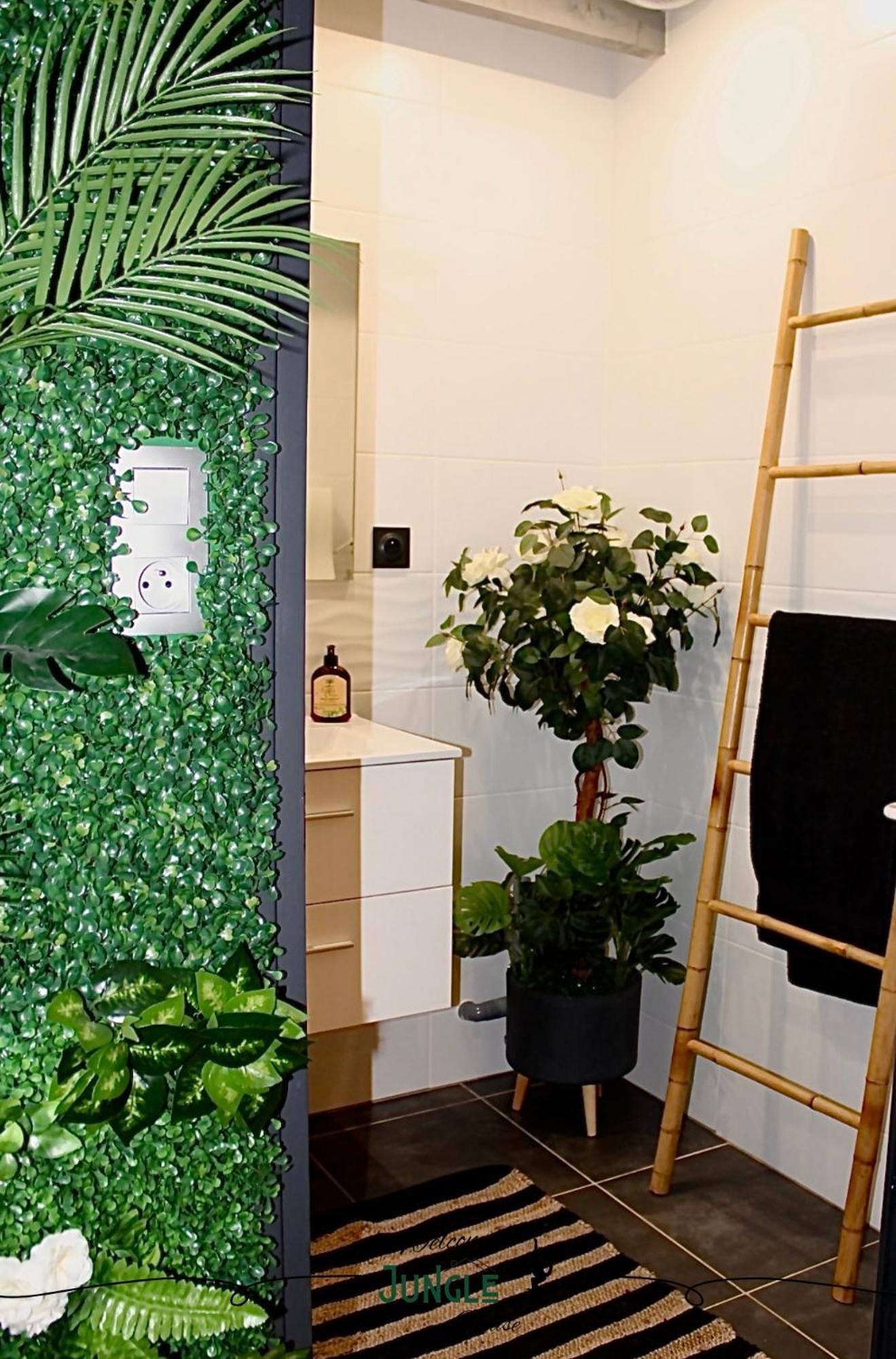 Maison "Jungle House" 90 M2 Billard, Retroprojecteur, Bar A Jeux , Vinyle, Wifi Fibre, Ideal Pro & Famille A Montbrison Exterior foto